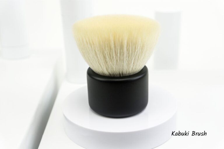 Kabuki Brush