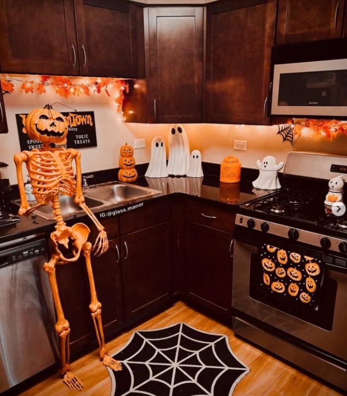 Halloween Kitchen Decoration